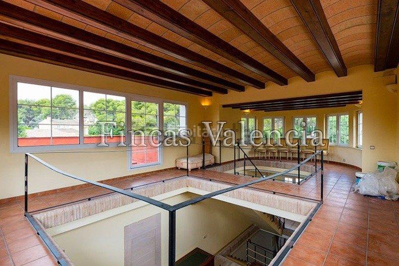 Foto 0d780a66-7470-462f-887e-199435b2cff9. Miete chalet mit heizung parking pool in Godella