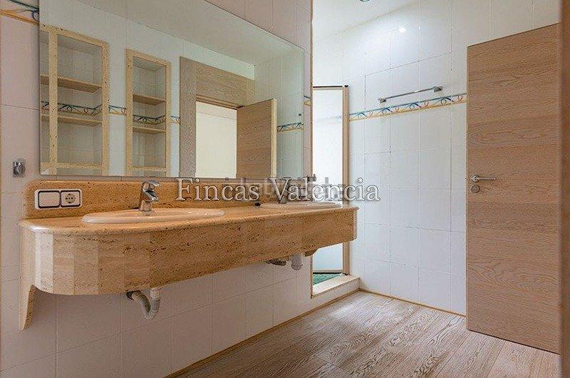 Foto 0f17ffc2-ddbd-42a2-8430-eeb3892307a5. Miete chalet mit heizung parking pool in Godella