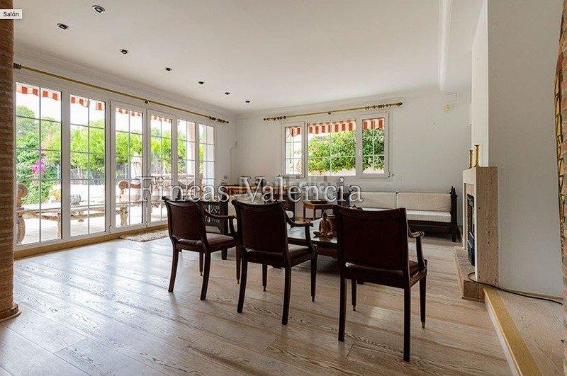 Foto 4961d624-1a9a-4b2d-9e99-380ebdfe2f46. Rent chalet with heating parking pool in Godella