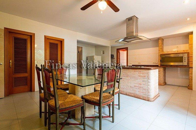 Foto 62ff8d95-db73-4a46-93af-3593ca19db74. Rent chalet with heating parking pool in Godella