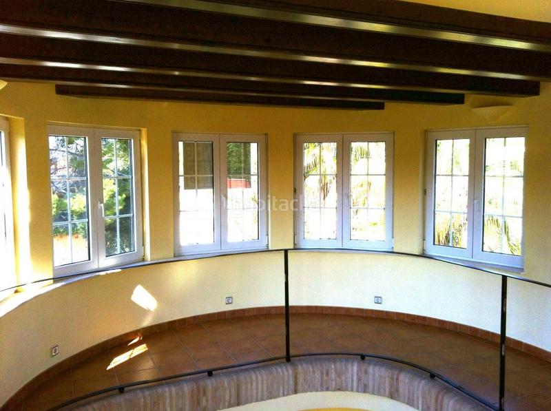 Foto d3f7b906-424a-4d50-b463-033e2fd99cbb. Rent chalet with heating parking pool in Godella