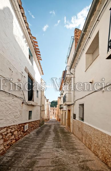 Foto 79a5f517-898c-436f-b615-343a4943382b. Masia a Azuébar