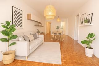 Etagenwohnung in Nou Eixample Sud. Amplia vivienda de tres habitaciones en pleno centro de tarragon