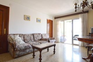 Miete Etagenwohnung in Eixample. Amplio piso de 3 habitaciones junto a la urv  vivienda habitual