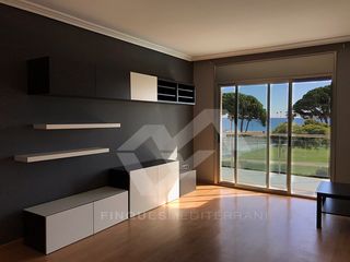 Location Appartement à Els Esquirols. Vivienda de obra reciente con acabados de primera calidad a 100