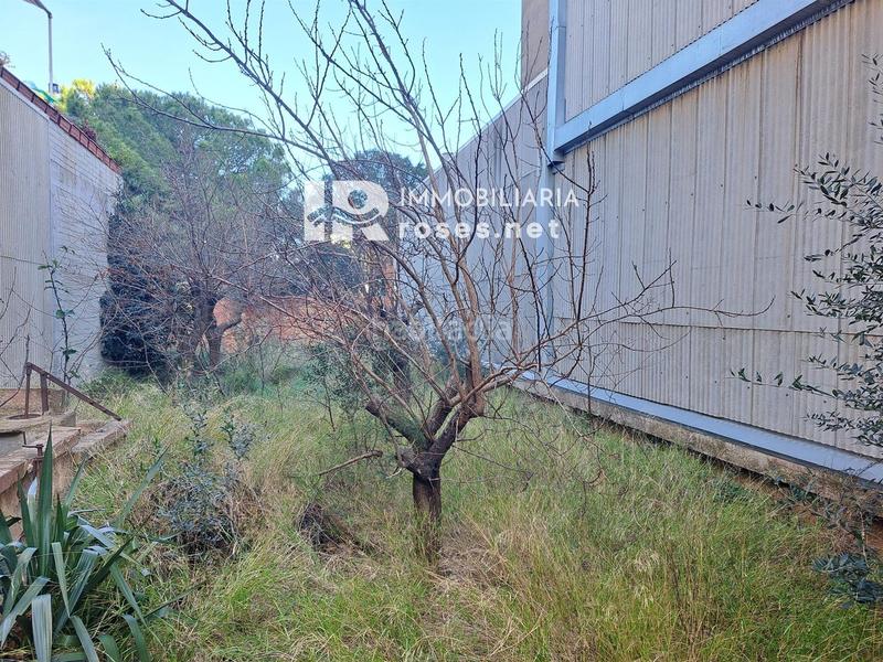 Foto d67d7774-1557-47a5-8414-2f45b7909950. Finca rústica a Creu de la Mà Figueres