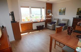 Pis  De puig sacalm. Apartamento de dos habitaciones en el mas matas, roses