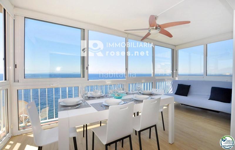 Foto 47d711ba-e82e-4175-a3f9-f272ac074d10. Piso impresionante apartamento con vistas panorámicas al mar, reformado, parking incluido en Roses