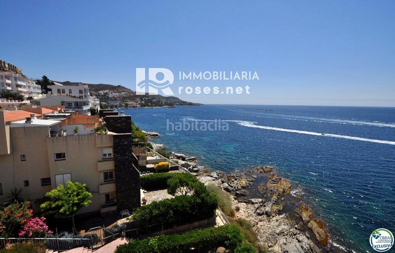 Foto 71df7768-3623-4d3e-84c9-89a41e72a68a. Piso impresionante apartamento con vistas panorámicas al mar, reformado, parking incluido en Roses