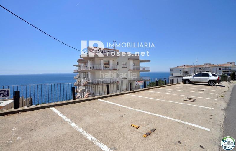 Foto f98766b0-f258-4db7-a3b6-aac144dd6324. Piso impresionante apartamento con vistas panorámicas al mar, reformado, parking incluido en Roses