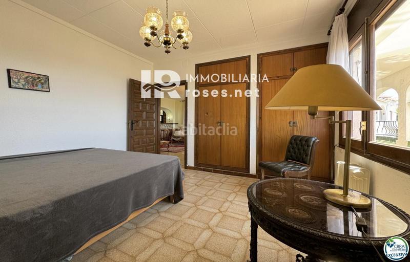 Foto 93e2082d-7d37-40b4-a9a2-ef598f9d0b4c. Casa  para reformar con increíbles vistas al mar! en Roses