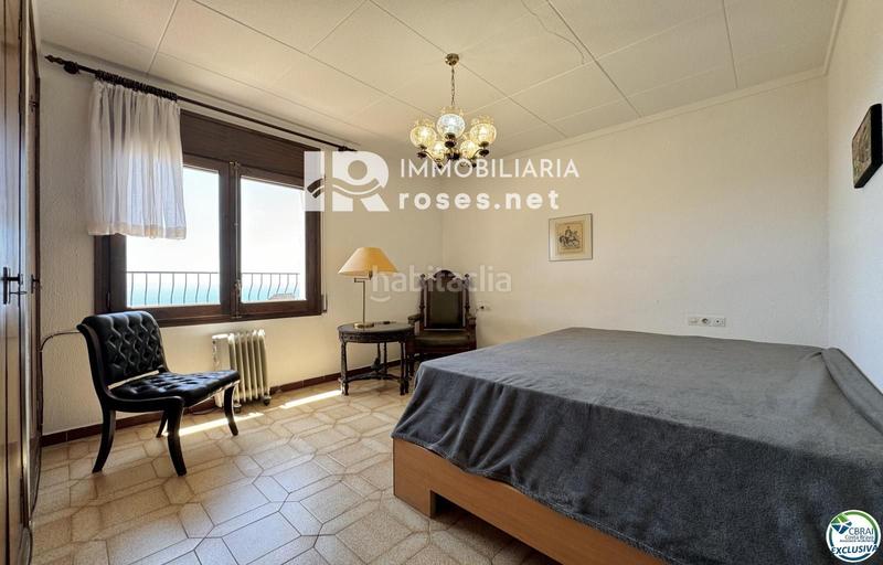 Foto b3e09bb9-6c74-46cc-b4cd-f2fadc060905. Casa  para reformar con increíbles vistas al mar! en Roses