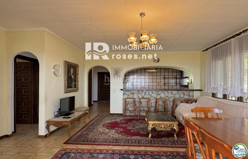 Foto cd678da5-3a64-4b55-ab06-e4c7b77c6b60. Casa  para reformar con increíbles vistas al mar! en Roses