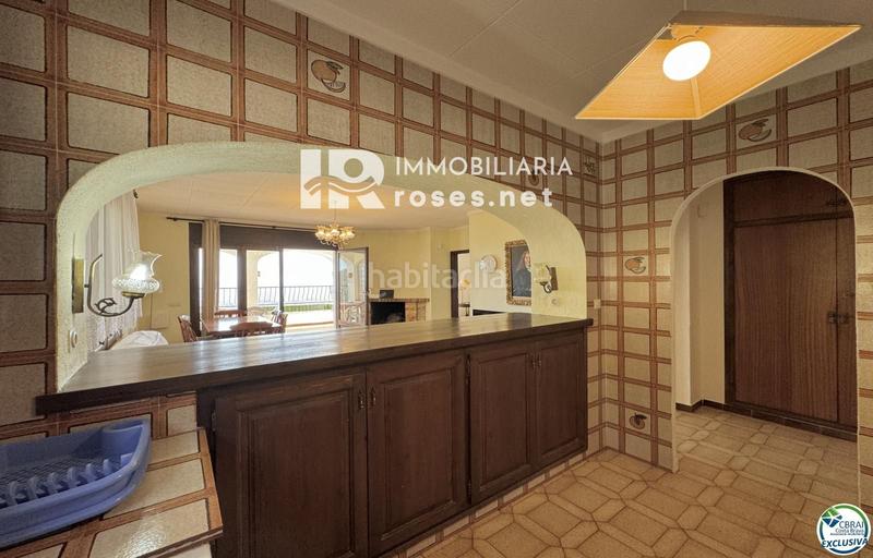 Foto e182a068-87b8-47b9-8aa8-f8ea691387ea. Casa  para reformar con increíbles vistas al mar! en Roses