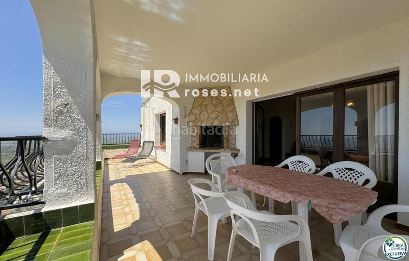 Foto e25f2082-15a9-4231-9c75-e0f2298da292. Casa  para reformar con increíbles vistas al mar! en Roses