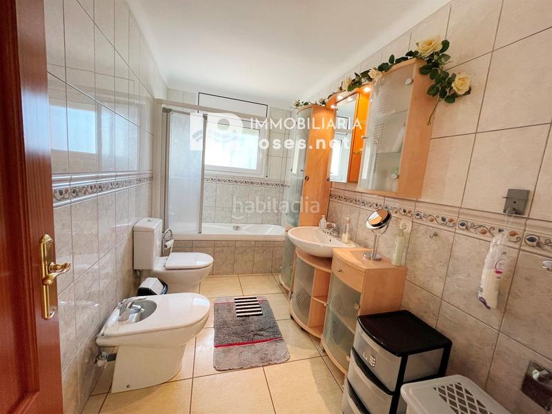 Foto 08a8d173-9c38-458b-a720-48fa946bc555. Casa amb calefacció aparcament piscina a Nord Roses