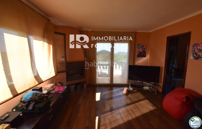 Foto 19e4d24a-1623-49af-86b0-f1e546f64538. Piso apartamento en venta con vistas panorámicas en Empuriabrava
