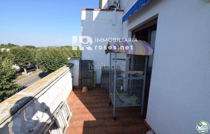Foto 3ba78970-1fc2-48a7-927e-4e58e2535733. Piso apartamento en venta con vistas panorámicas en Empuriabrava