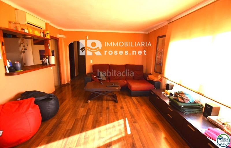 Foto 763d61a4-065f-4b92-bfe0-c1cae2ae2a36. Piso apartamento en venta con vistas panorámicas en Empuriabrava