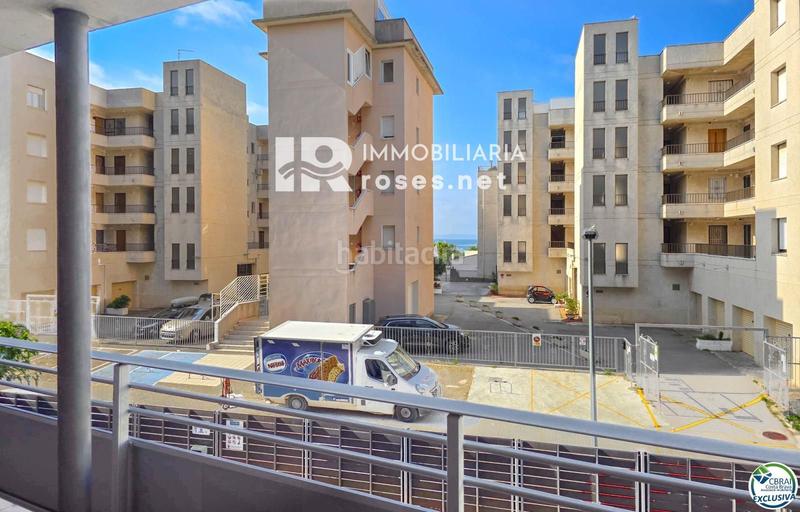 Foto cadf0769-7ec8-4f81-b702-94f725e6a8f7. Piso apartamento en Salatar con vista parcial al mar, gran terraza y aparcamiento privado. en Roses