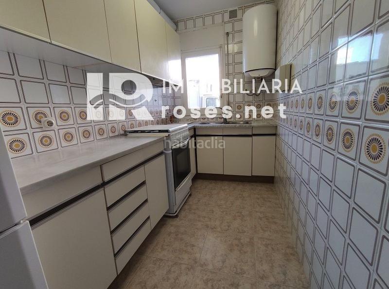 Foto 3fdfd4fa-eb48-4cdc-a648-711c165b7503. Piso apartamento en venta en primera línea de mar en canyelles, en Roses
