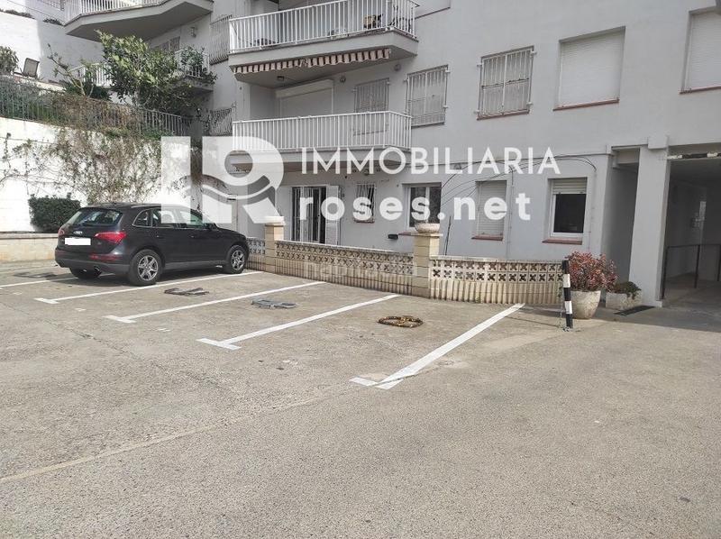 Foto 4c5d5e01-21ba-48db-985a-fd0e186a11f4. Piso apartamento en venta en primera línea de mar en canyelles, en Roses