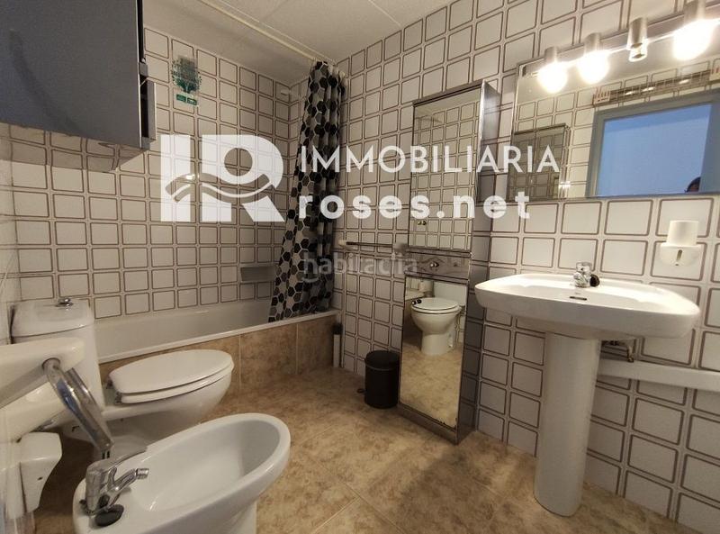 Foto da5bee2e-1c1c-492f-82ad-15f7237c2c43. Piso apartamento en venta en primera línea de mar en canyelles, en Roses