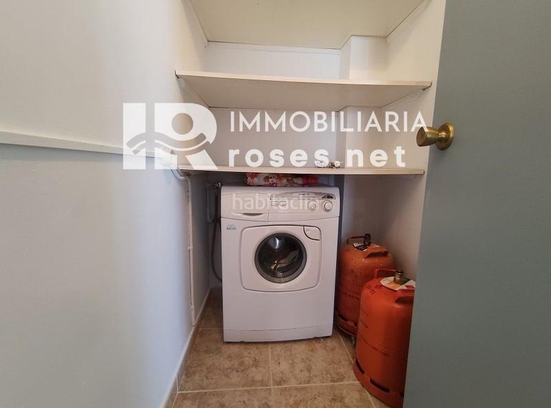 Foto ed71dd58-274b-45c1-820c-6920858a4423. Piso apartamento en venta en primera línea de mar en canyelles, en Roses