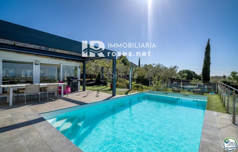 Foto ad0a87a2-9603-4fd3-9be4-228aed90ea68. Casa magnífica villa reformada rodeada de naturaleza en Palau-saverdera