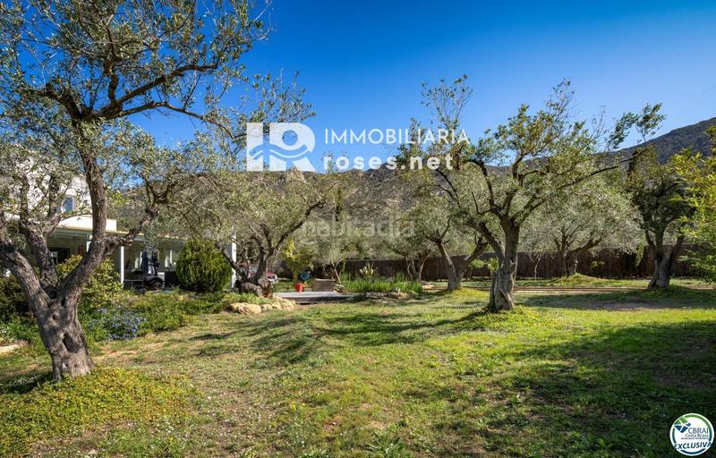 Foto c38516a4-a1ce-4402-8bb5-1d2bcaf7a305. Casa magnífica villa reformada rodeada de naturaleza en Palau-saverdera
