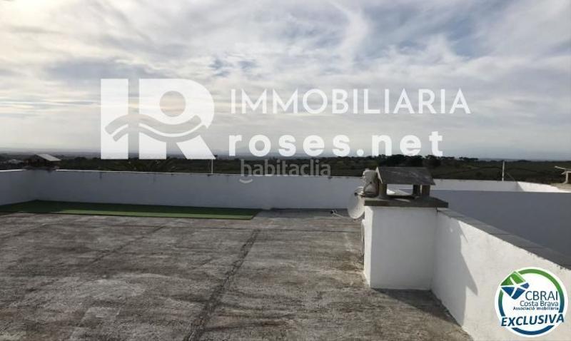 Foto 5038a6e0-a36b-497b-af5e-bee254340cc1. Casa encantadora casa renovada en urbanización tranquila de mas bosca, en Roses