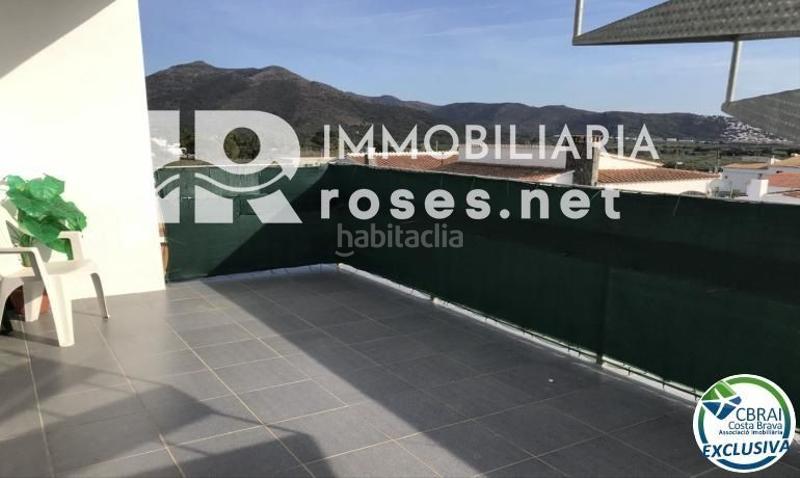 Foto c8c1593b-205e-47a0-96a7-ca3fa2cf14b1. Casa encantadora casa renovada en urbanización tranquila de mas bosca, en Roses