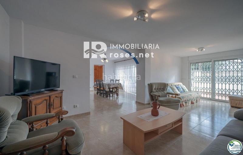 Foto 60dd23a8-51db-4dee-b7c3-30368594d8c1. Piso magnífico piso de 4 habitaciones en Nord Roses