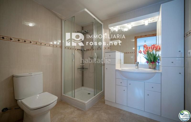 Foto bbc9db12-a1b9-431d-bef8-4b4ed0760e0a. Piso magnífico piso de 4 habitaciones en Nord Roses