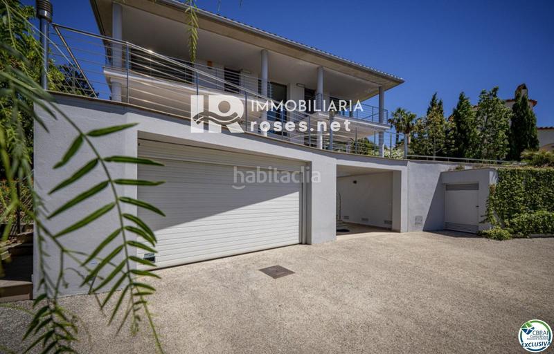 Foto 3353fd2f-f8fd-479c-b593-259f4aa6d2bd. Casa sublime villa de lujo situada en un entorno privilegiado en palau saverdera en Palau-saverdera