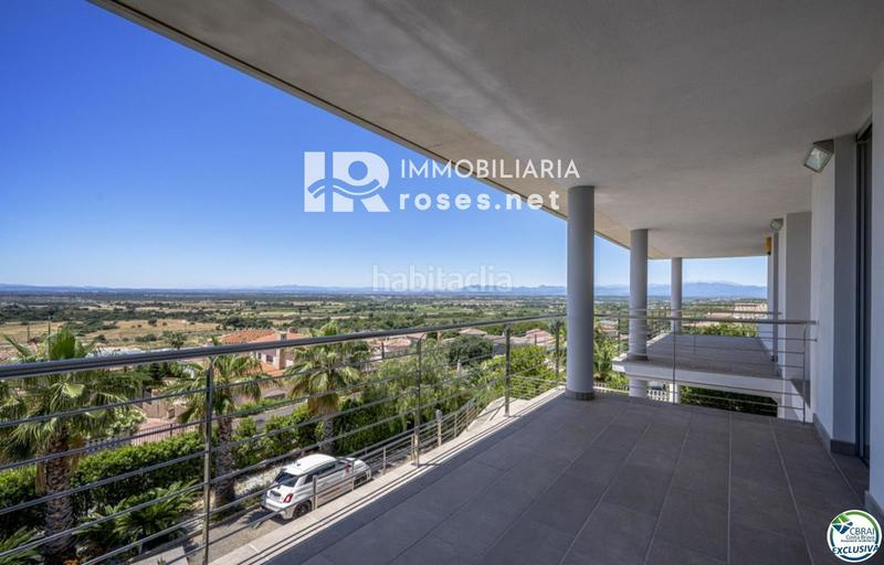 Foto 4c540a3f-ae17-4e5f-8b9c-4e2e7f54a169. Casa sublime villa de lujo situada en un entorno privilegiado en palau saverdera en Palau-saverdera