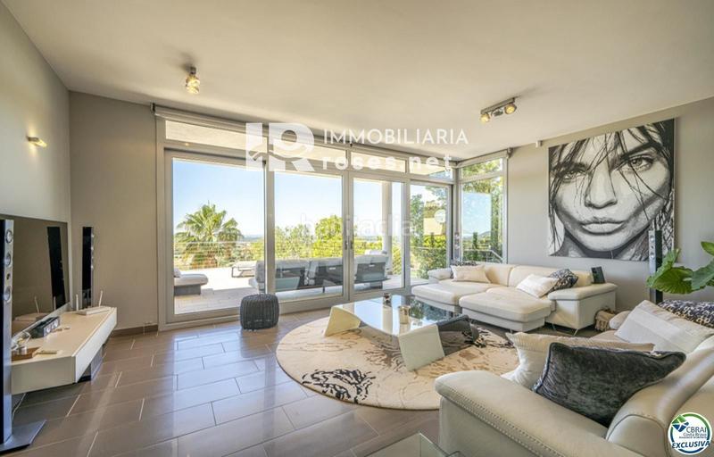 Foto f1935c39-cd72-45ef-a88e-5acd6c35e059. Casa sublime villa de lujo situada en un entorno privilegiado en palau saverdera en Palau-saverdera