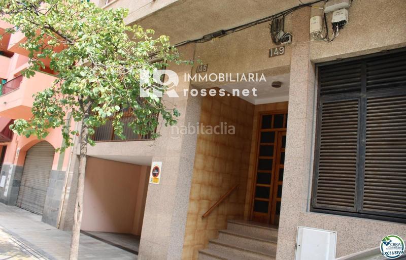 Foto 7e6bc962-4ccb-4582-90bb-6db92c6bf3d5. Posto auto in Centre Roses