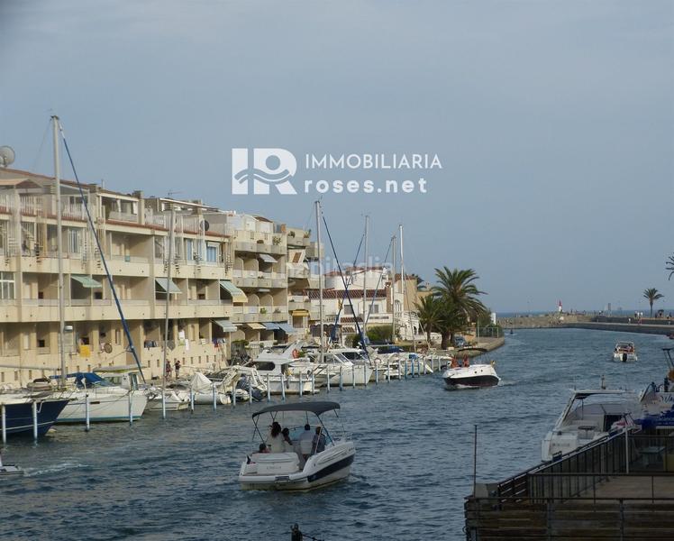Foto 71452565-d211-446b-81de-f6b29383687e. Casa  de pescador con garaje y amarre en Salins - Cavall de Mar Empuriabrava