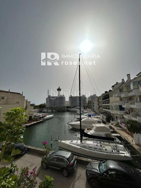 Foto c45e048d-2328-4cde-9ede-e17abf57bade. Casa  de pescador con garaje y amarre en Salins - Cavall de Mar Empuriabrava