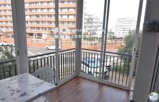 Flat  De la platja. Apartamento situado a santa margarita roses 250 metros de la pla