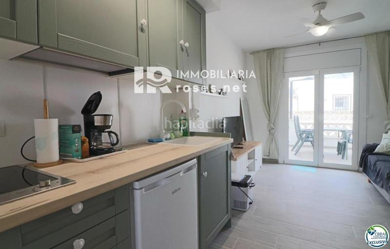 Foto 48f127dc-6670-4d7f-bb24-e78e72c69726. Casa encantadora casa renovada en 2024 y lista para entrar a vivir en Empuriabrava