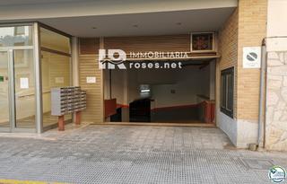 Car parking  Emmporda. Venta de plazas de aparcamiento en llançà