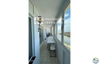 Pis  Muga. Empuriabrava  apartamento reformado con licencia turística en pr