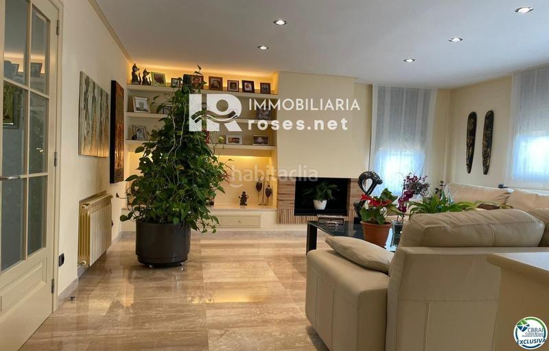 Foto 7b753654-10fa-4e24-8f34-f02192f2a059. Casa amb calefacció aparcament piscina a Bisbal d´Empordà (La)