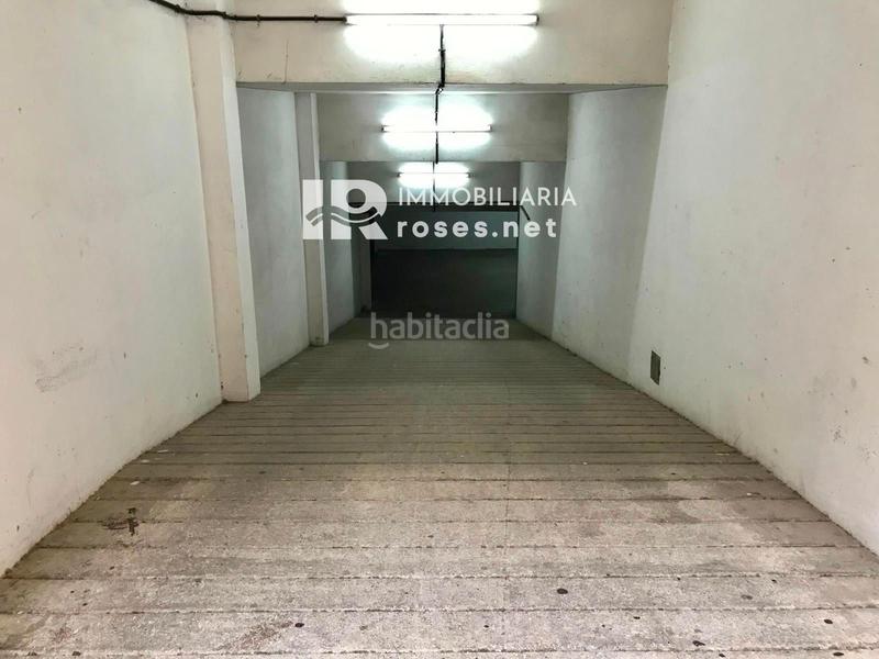 Foto 4ec547d8-bdc3-488f-a4cd-a8e203f14f05. Aparcament cotxe a Nord Roses