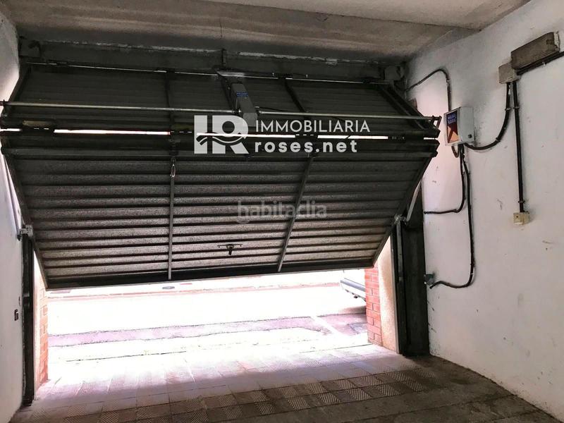 Foto c07a6e74-e9bf-4ef5-b3cb-bd7fe7450fda. Aparcament cotxe a Nord Roses