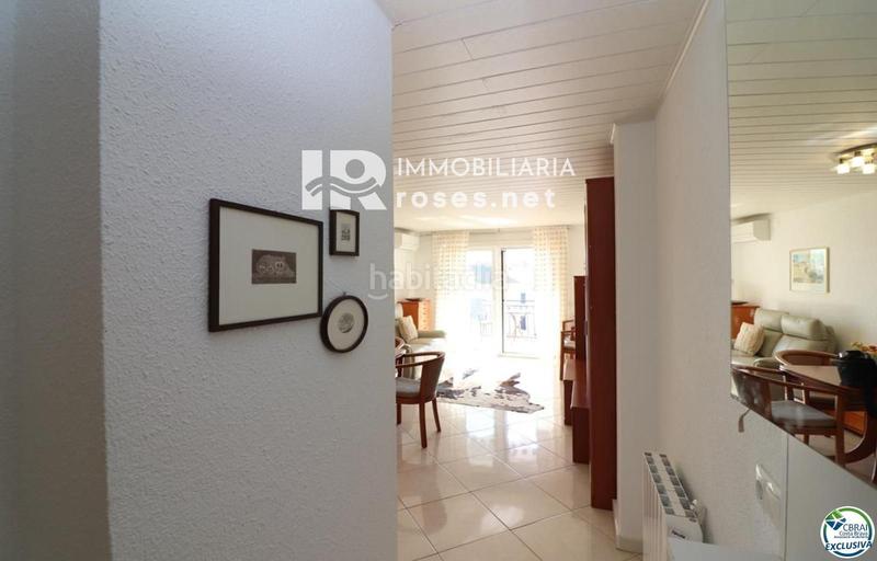 Foto a2c0594a-9692-4da0-a4d2-ff894304ca00. Piso encantador apartamento en venta con vistas al canal en Empuriabrava