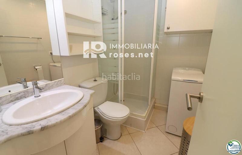 Foto c6500de2-42d7-420c-a654-5c2665dd1f84. Piso encantador apartamento en venta con vistas al canal en Empuriabrava
