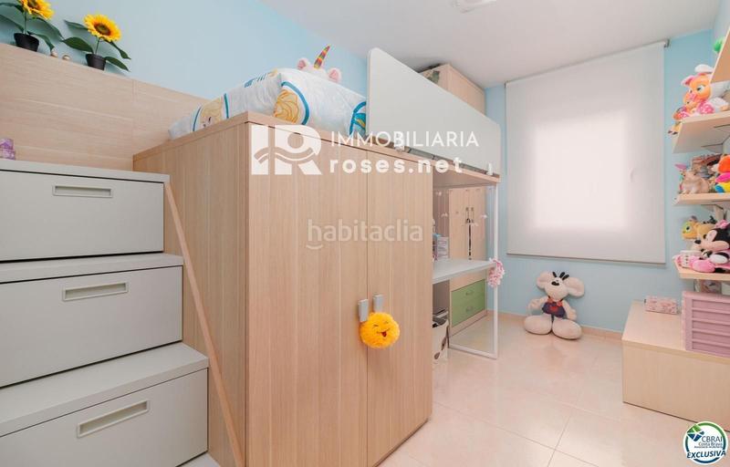 Foto de0fe1fd-d275-4454-a697-7622e6a167bf. Casa  con piscina en puigmal, 4 habitaciones, y ubicación ideal. en Empuriabrava